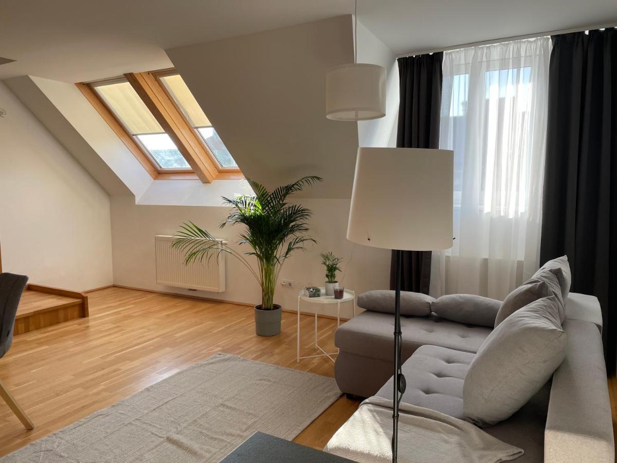 Vic Apartment Виена Екстериор снимка